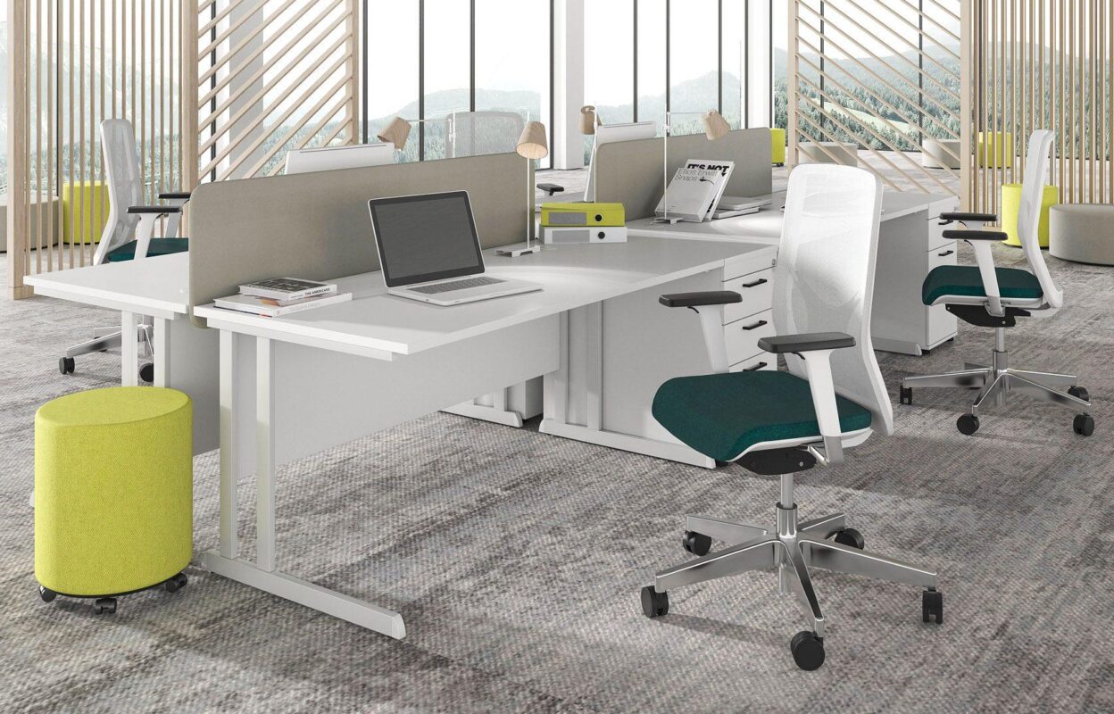 desks-OPTIMA-C-task-chairs-WIND-pedestals-OPTIMA-1920x1080