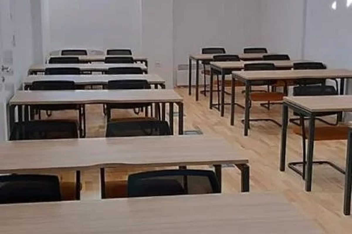 Agronomski fakultet namještaj predavaona