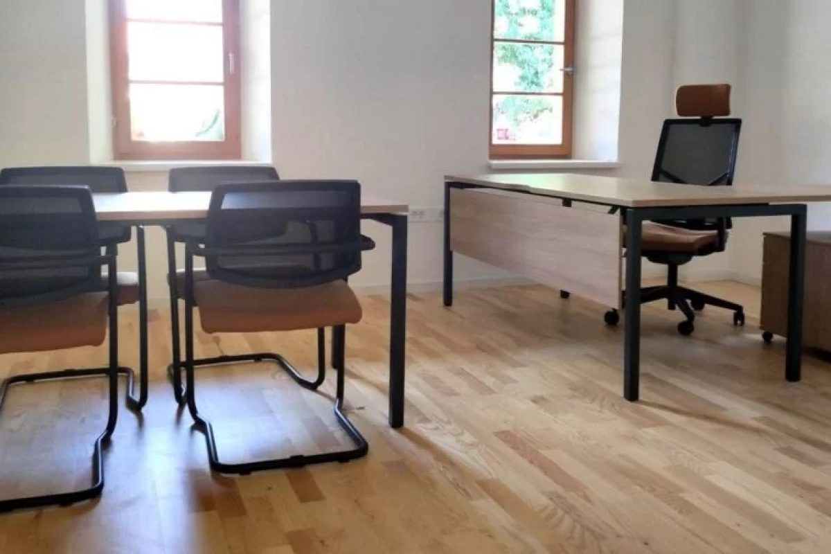 Agronomski fakultet uređenje profesorskog ureda